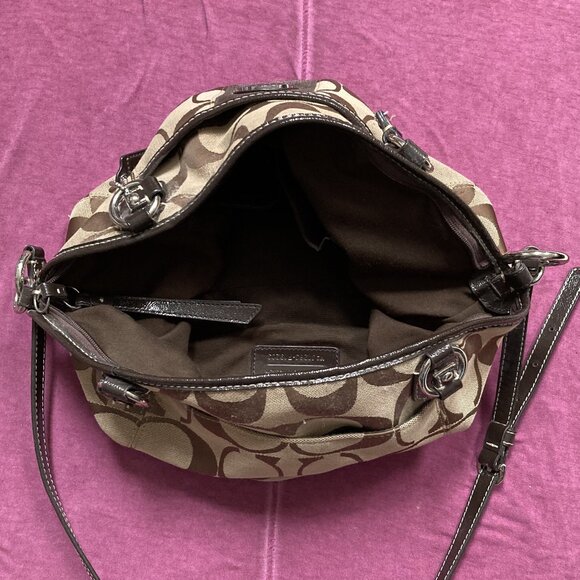 Coach Jacquard Tote Bag # F19203. FIXER - UPPER!!! - Picture 5 of 11